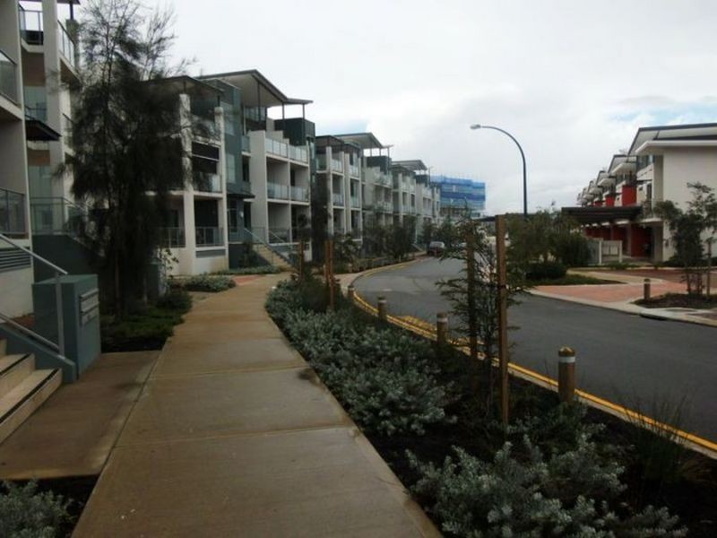 13/34 Malata Crescent, Success WA 6164