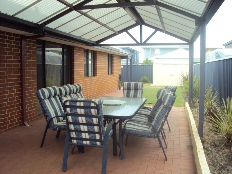 10 Celtic Crescent, Shoalwater WA 6169