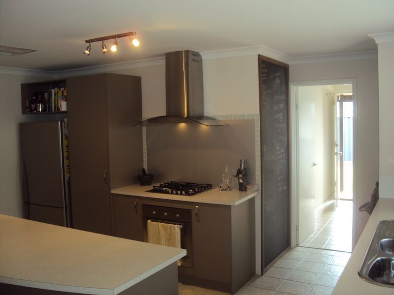 10 Celtic Crescent, Shoalwater WA 6169