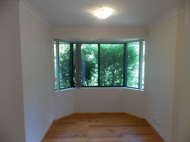 34 Reveley Close, Seville Grove WA 6112