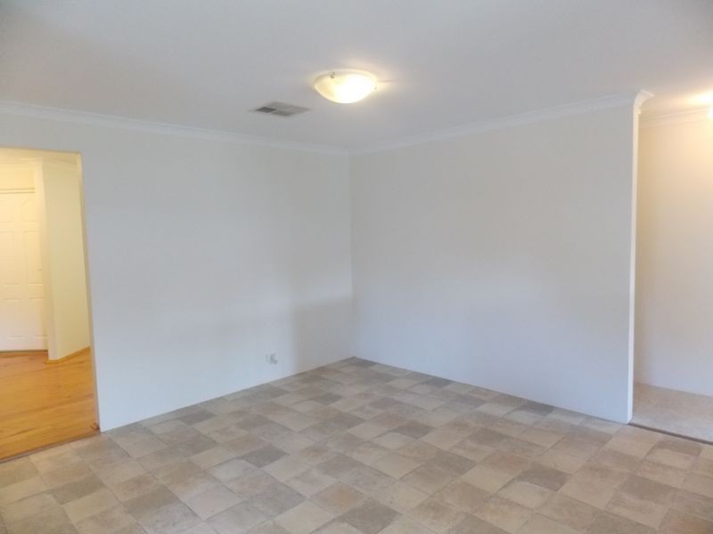 34 Reveley Close, Seville Grove WA 6112