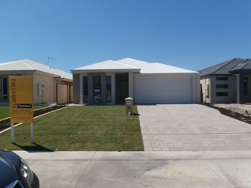 13 Gaebler Road, Hammond Park WA 6164