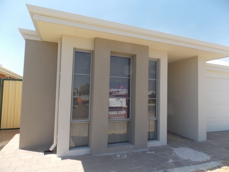 13 Gaebler Road, Hammond Park WA 6164