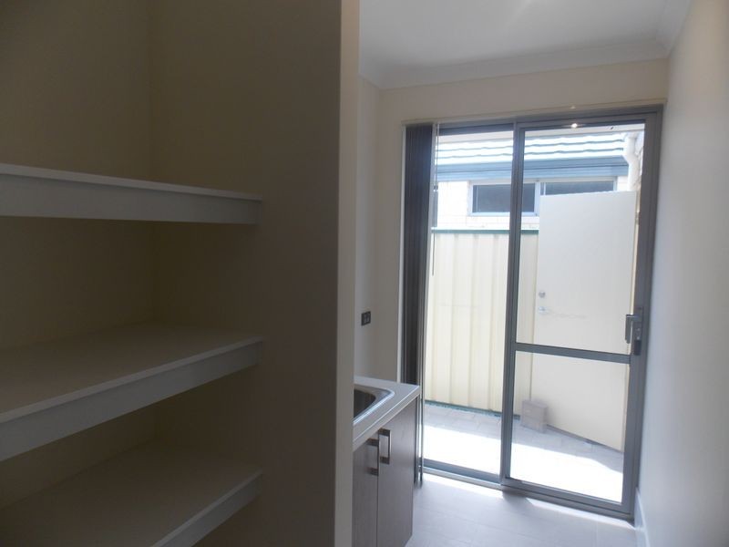 13 Gaebler Road, Hammond Park WA 6164