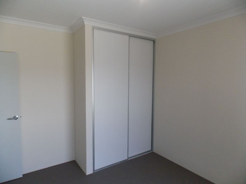 13 Gaebler Road, Hammond Park WA 6164