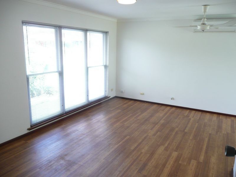 5 Kari Court, Camillo WA 6111