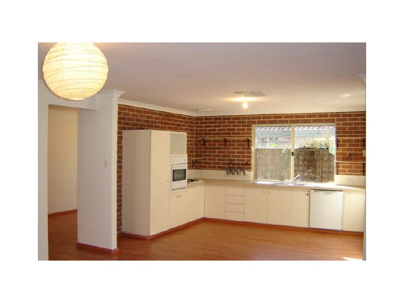 14 Mayhew Cross, Atwell WA 6164