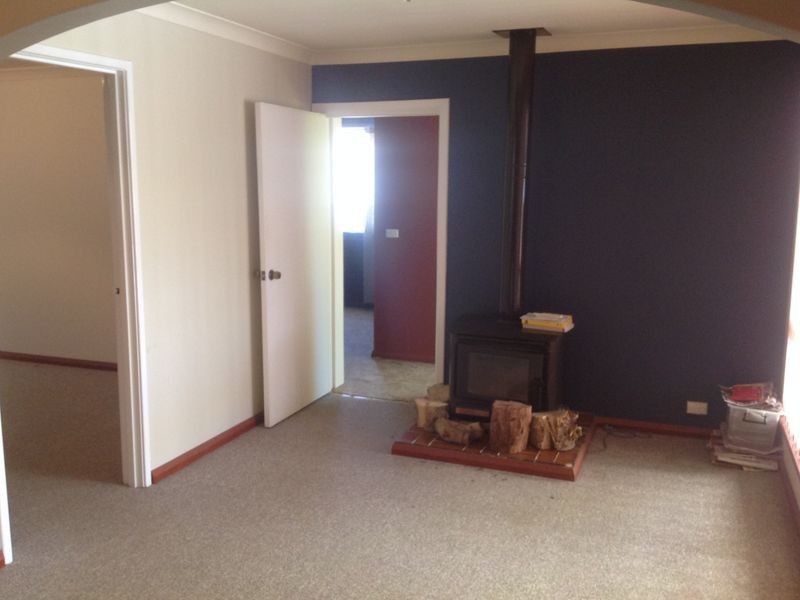 2 Robin Court, Armadale WA 6112