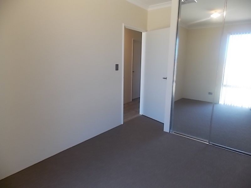 11 Dolomite Avenue, Wellard WA 6170