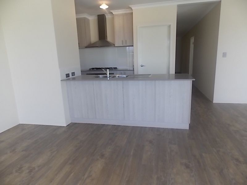 11 Dolomite Avenue, Wellard WA 6170