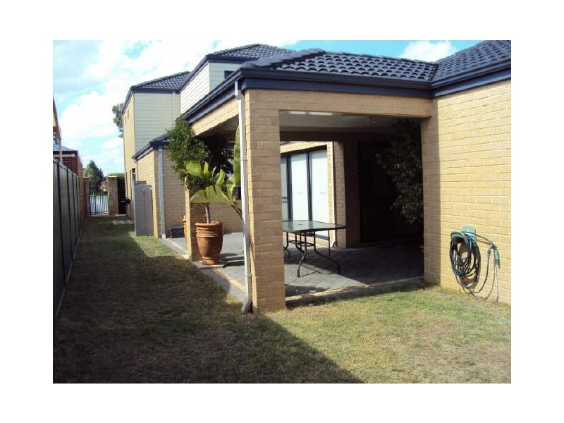27 Paperbark Lane, Atwell WA 6164
