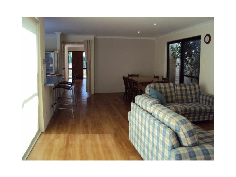 27 Paperbark Lane, Atwell WA 6164