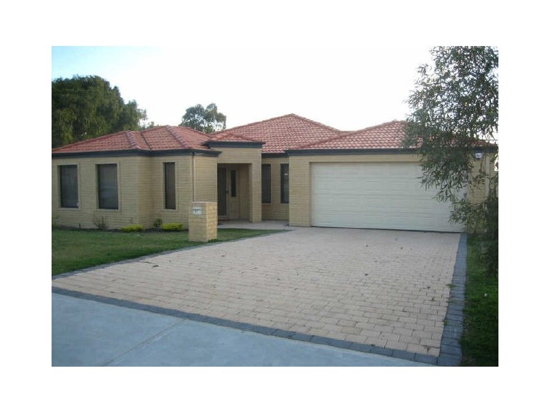 41 Baningan Avenue, Success WA 6164