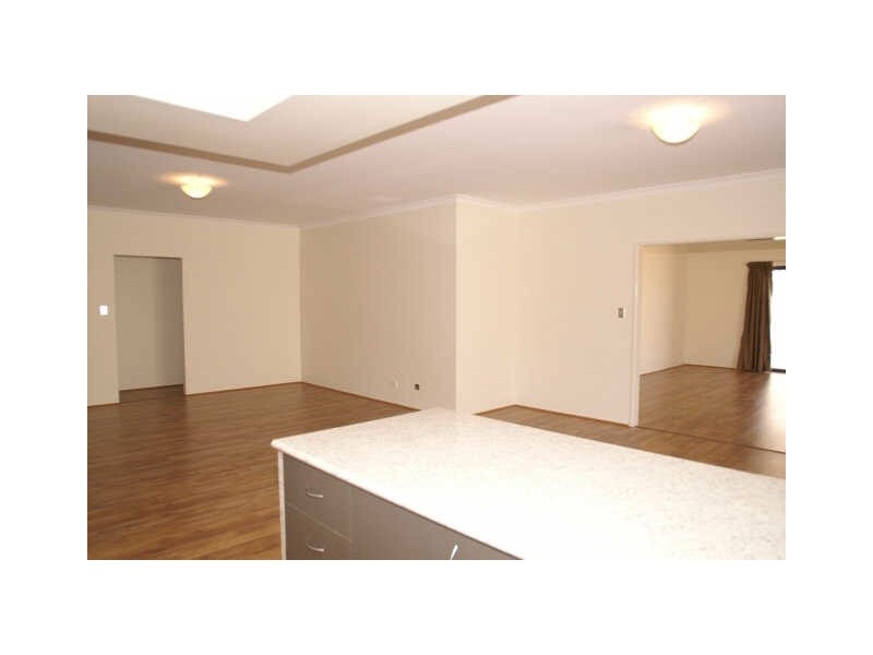 1 Radiata Promenade, Aubin Grove WA 6164