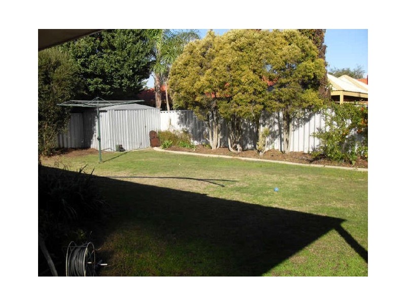 6 Woolmore Cross, Atwell WA 6164