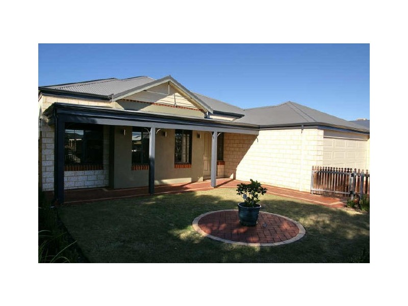 30 Solace Gardens, Atwell WA 6164