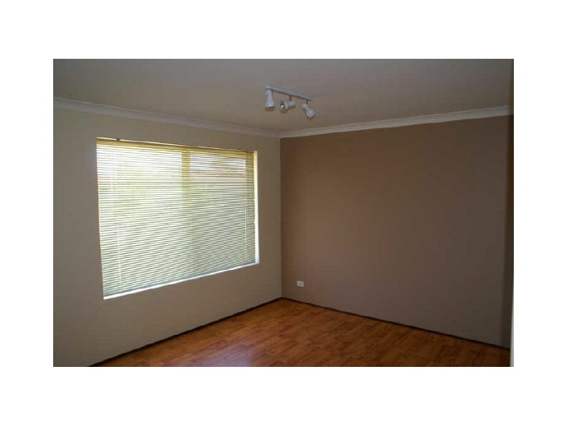 4 Tylee Cove, Atwell WA 6164