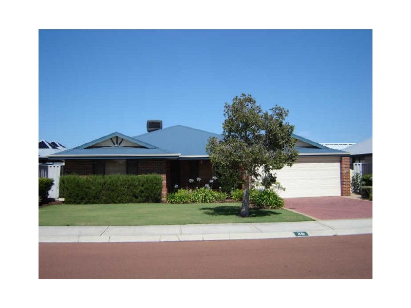 26 Avon Crescent, Atwell WA 6164
