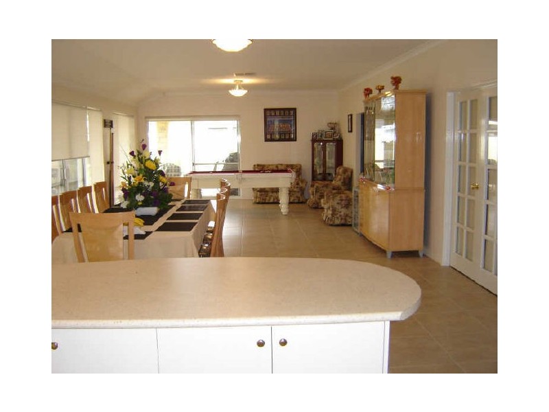 34 Mosman Loop, Success WA 6164