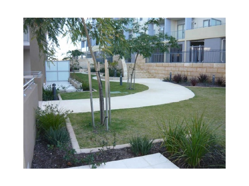 3/9 Ibera Way, Success WA 6164