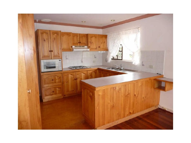 4 Falstaff Crescent, Spearwood WA 6163