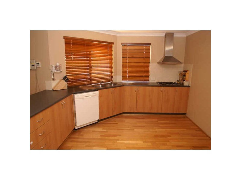 1 Penn Lane, Hammond Park WA 6164