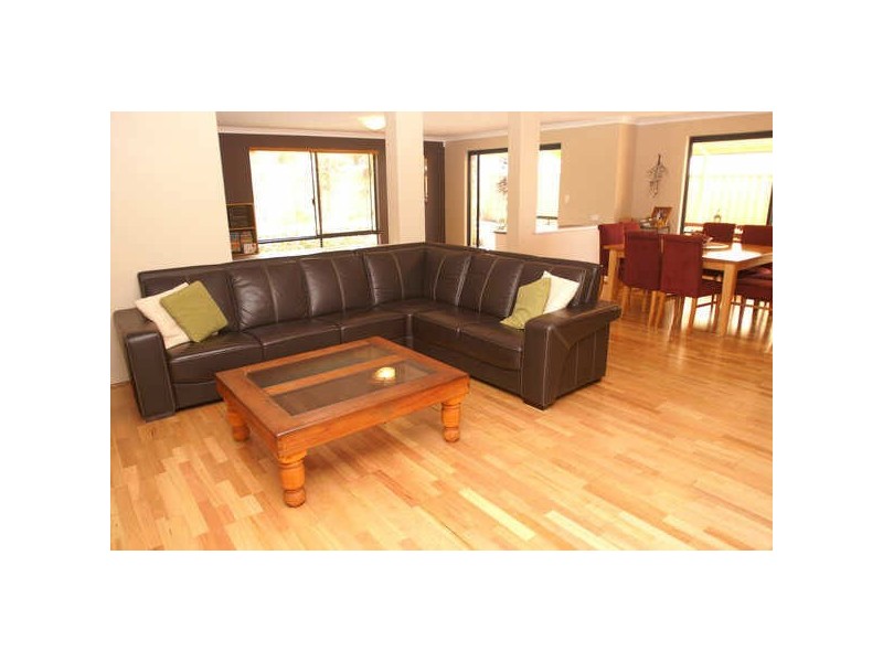 1 Penn Lane, Hammond Park WA 6164