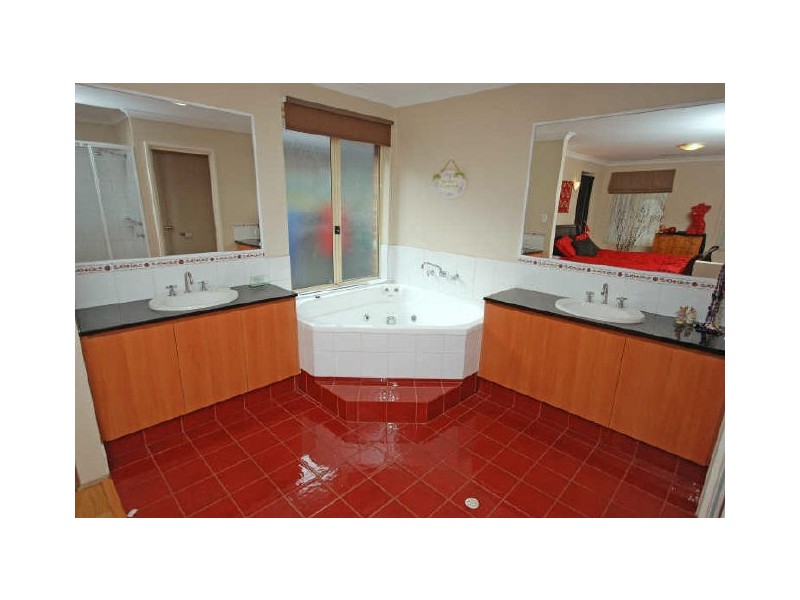 141 Beenyup Road, Atwell WA 6164