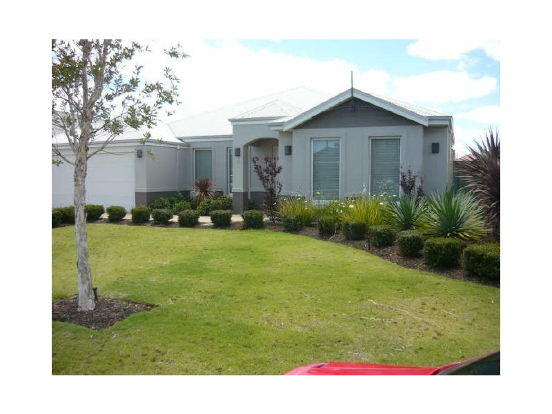 9 Mapleton Avenue, Aubin Grove WA 6164