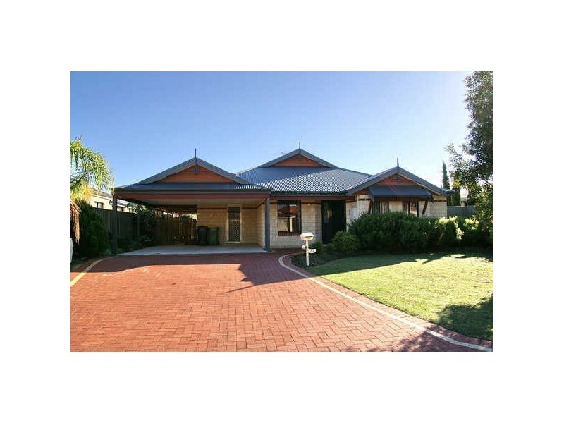 33 Lombe Gardens, Atwell WA 6164