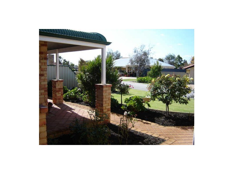 5 Millcroft Elbow, Jandakot WA 6164