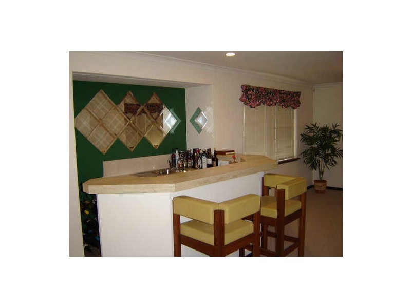 5 Millcroft Elbow, Jandakot WA 6164