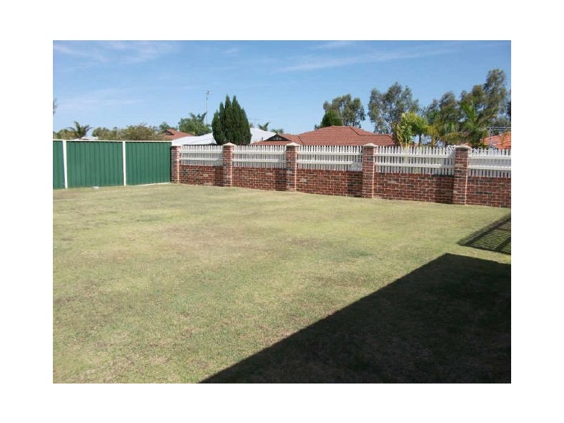 13 Molloy Circuit, Atwell WA 6164