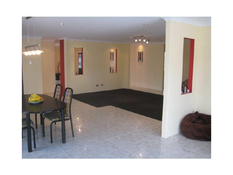 107 Aurora Drive, Atwell WA 6164