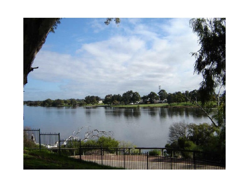 7A/62 Great Eastern Hwy, Rivervale WA 6103