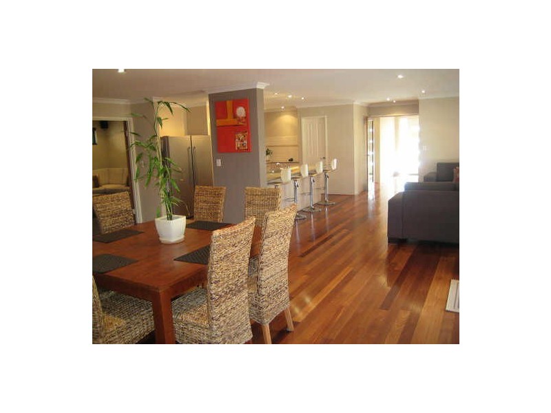 9 Georgia Way, Success WA 6164