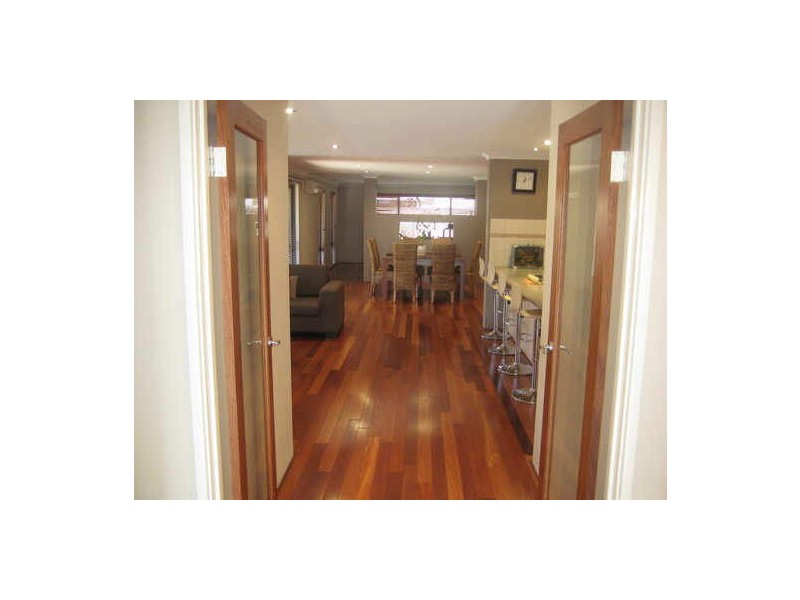 9 Georgia Way, Success WA 6164