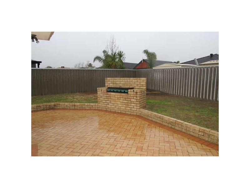53 Delton Way, Atwell WA 6164