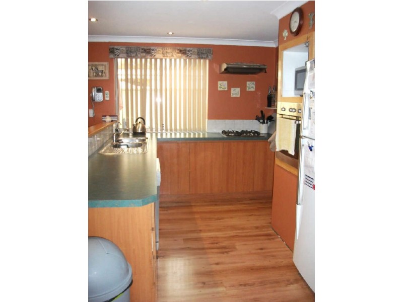 12 Marav Court, Success WA 6164