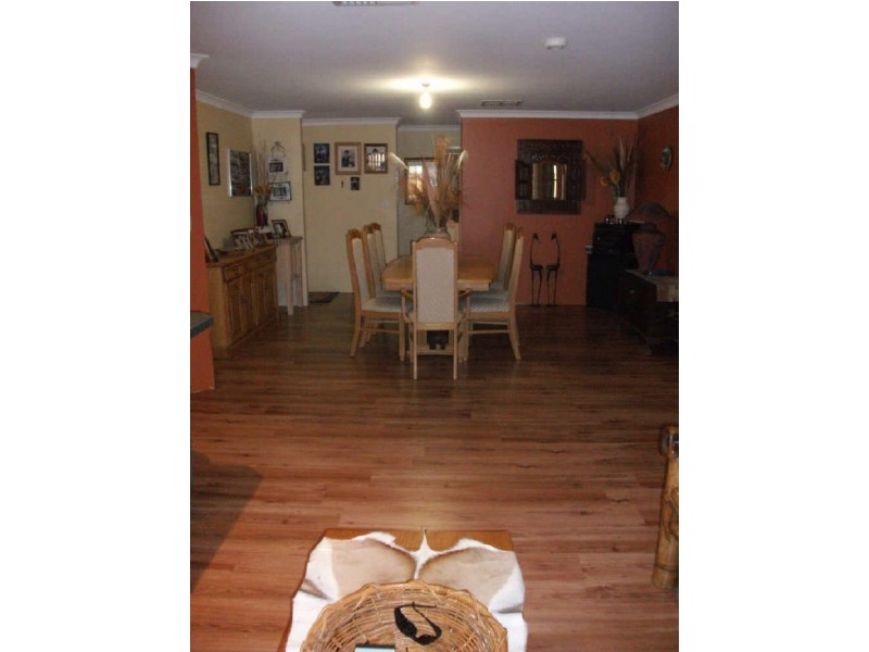 12 Marav Court, Success WA 6164