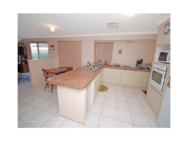3 Dunnage Court, Atwell WA 6164