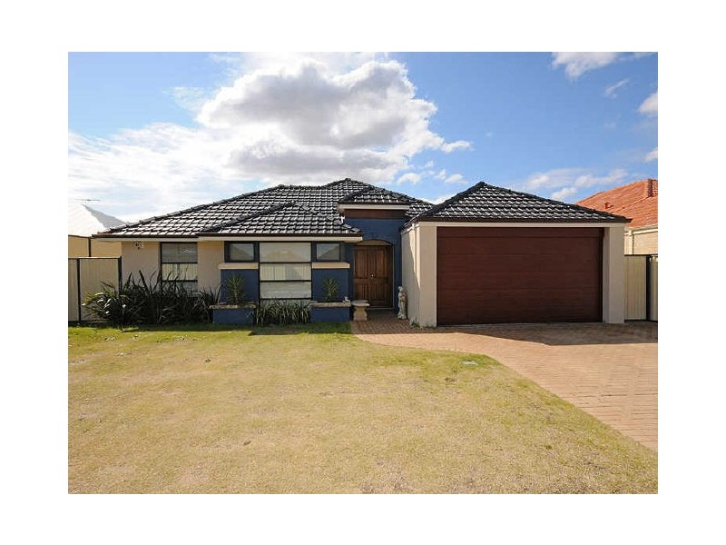 16 Gadsden Terrace, Success WA 6164