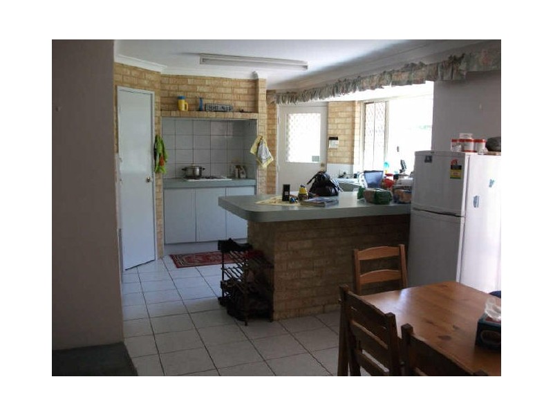 2 Lessing Place, South Lake WA 6164