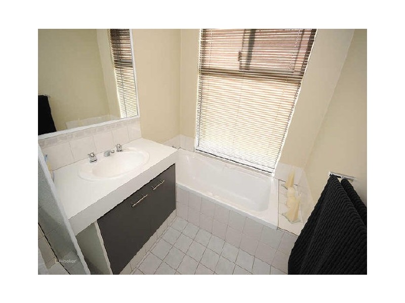 25 Hartwell Pde, Jandakot WA 6164