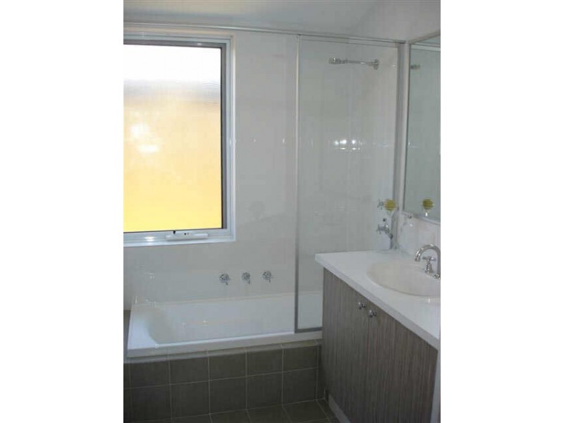 21 Essence Bend, Atwell WA 6164