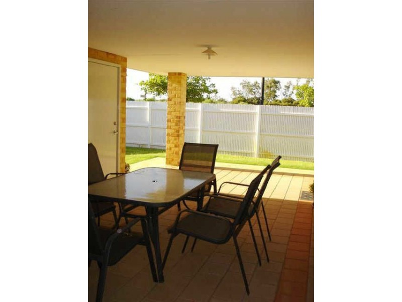 21 Essence Bend, Atwell WA 6164