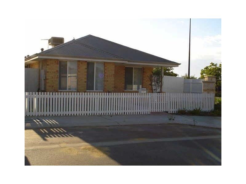 21 Essence Bend, Atwell WA 6164