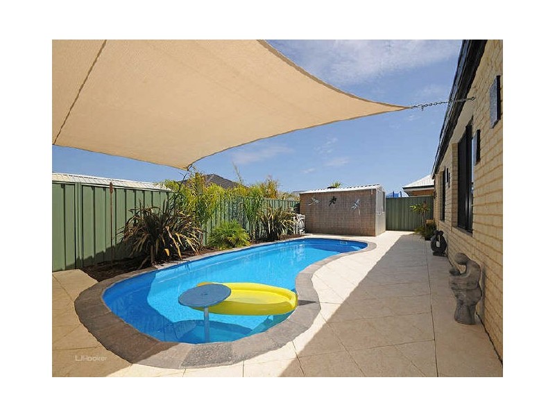 244 Tapper Road, Atwell WA 6164