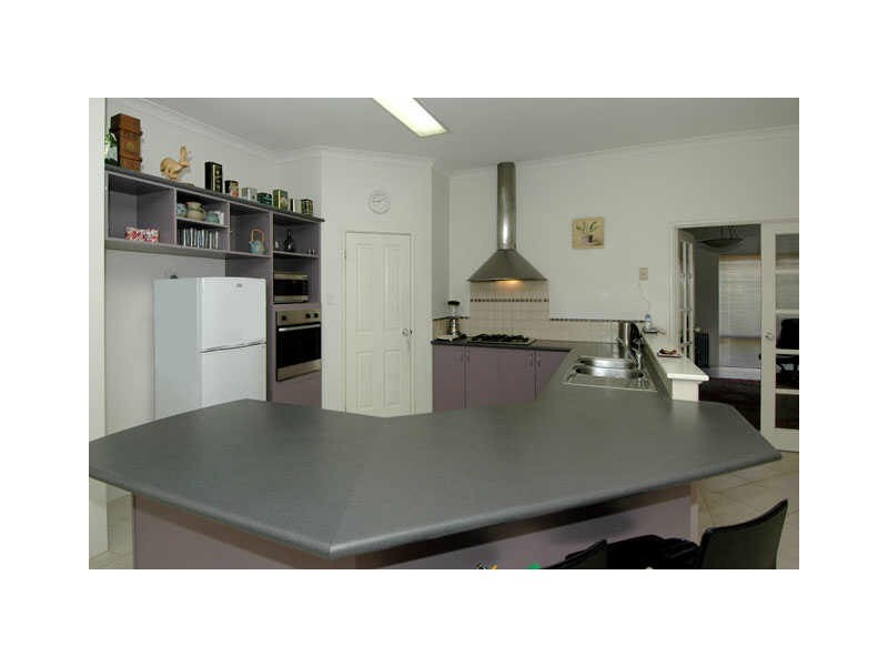 69 Kooralbyn Valley Crescent, Jandakot WA 6164