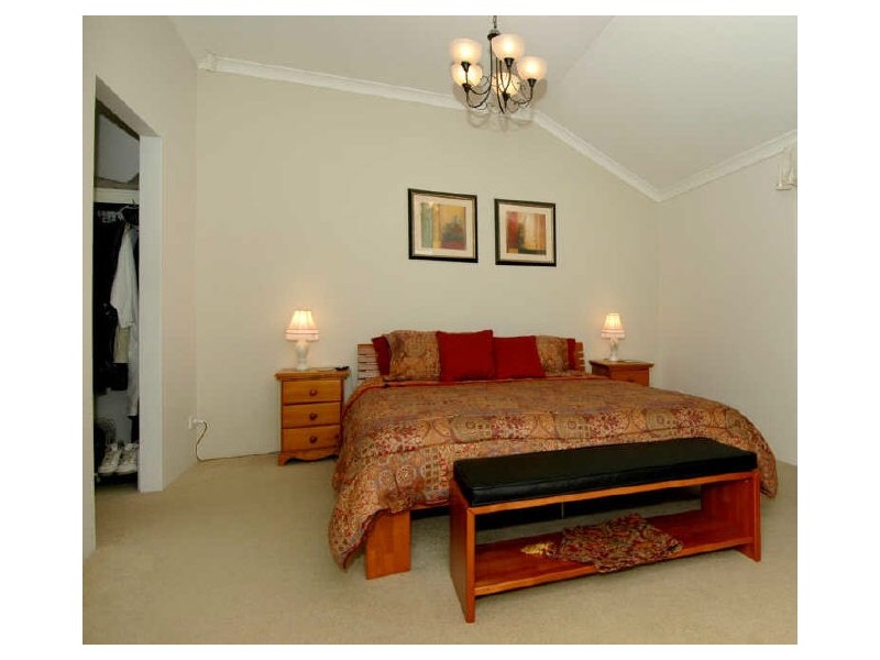 69 Kooralbyn Valley Crescent, Jandakot WA 6164